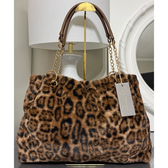 Expressions Handbags - VIRAL Expressions NYC LEOPARD Faux Fur Tote